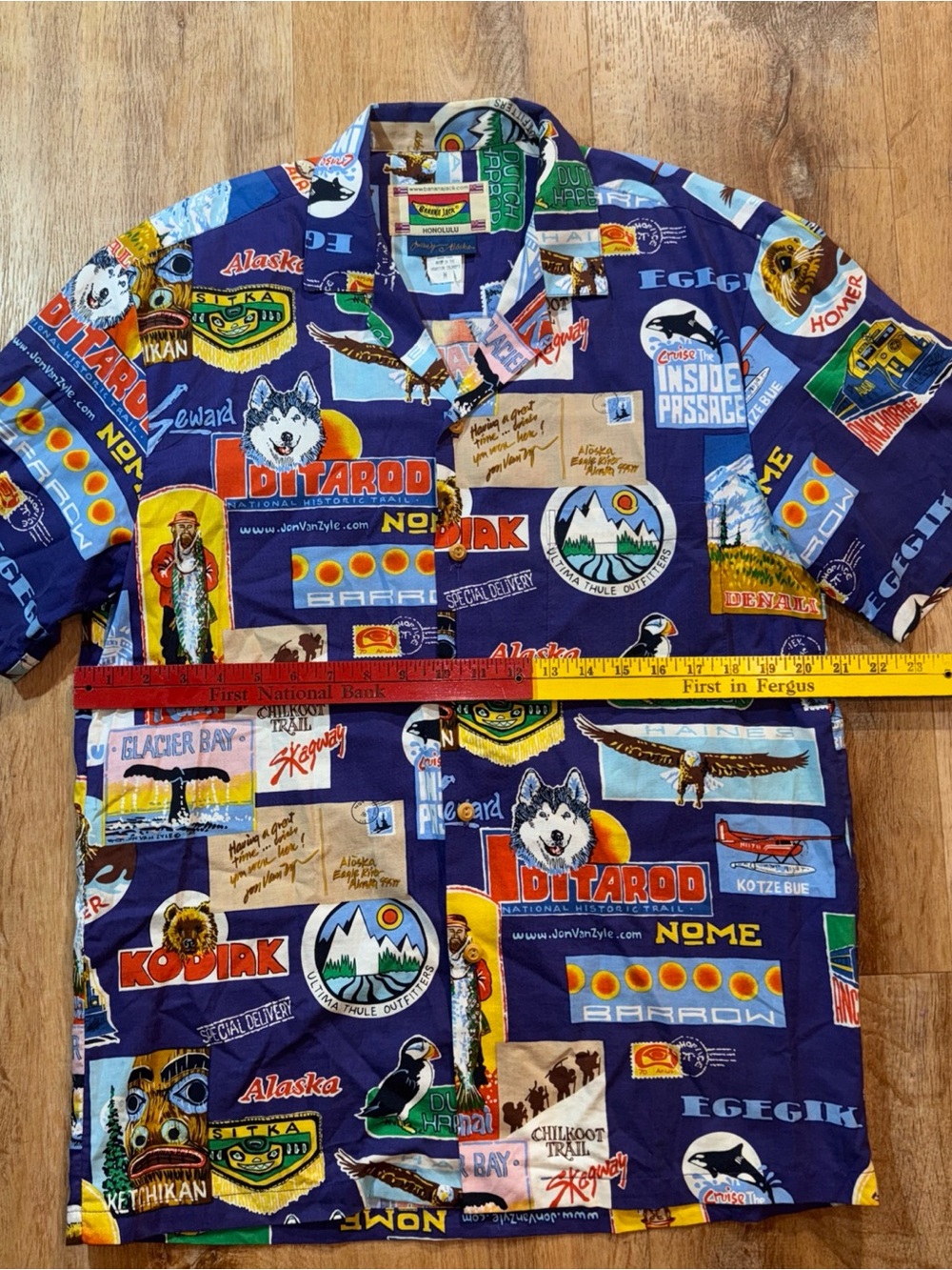 Banana Jack Hawaiian Shirt sz. Medium Short Sleeve Button Front Multicolor Rayon